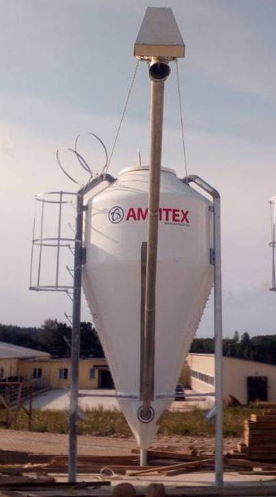 Бункер из стеклопластика объемом 4 м3, 2,4 т, Ø1600 мм, пр-ва Амитех, с возможностью пневмозагрузки, открытия с земли, лестницей с обручами