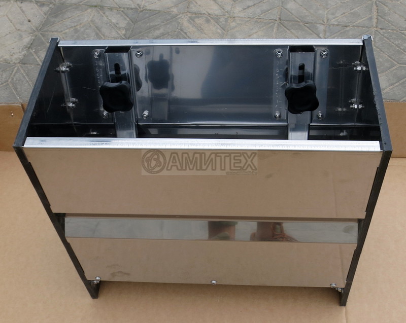 Кормовой аппарат ящичного типа для свиней 300*400*1000