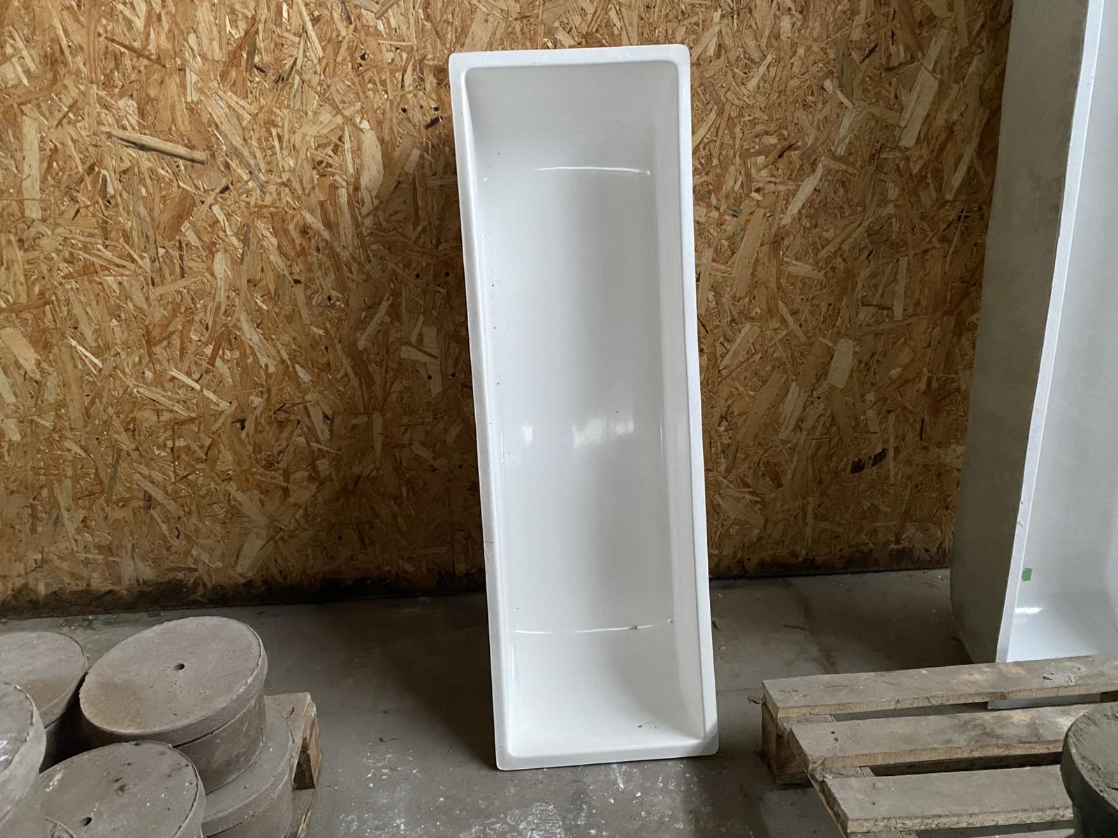 Корыто стеклопластиковое 1м (для группового домика)