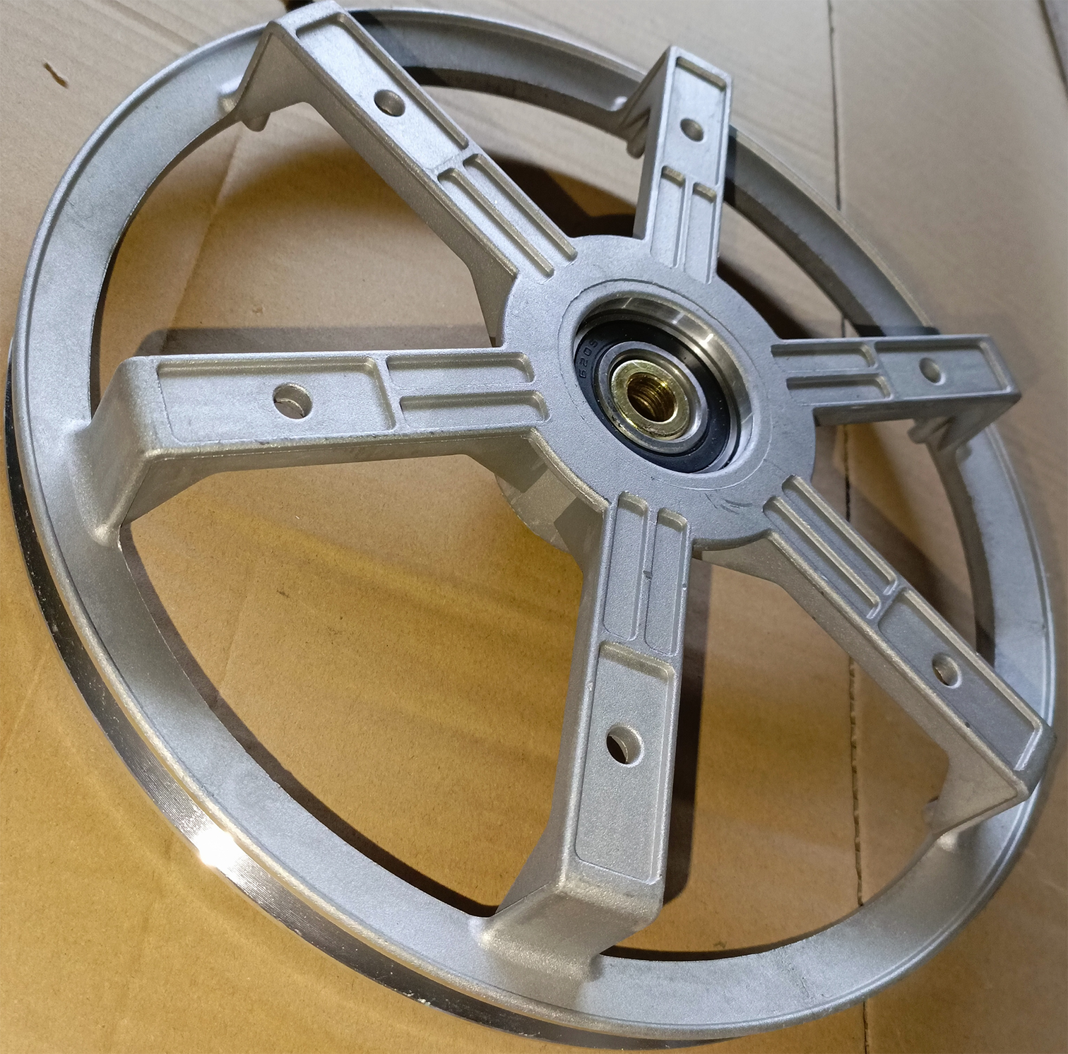 Шкив центральный разгонного вентилятора с подшипником