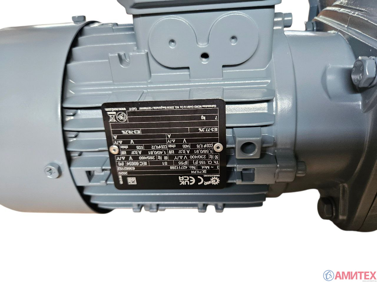 Lubing 50 23 031 мотор-редуктор с плоской шестерней, предназначенный для систем автоматического сбора яиц