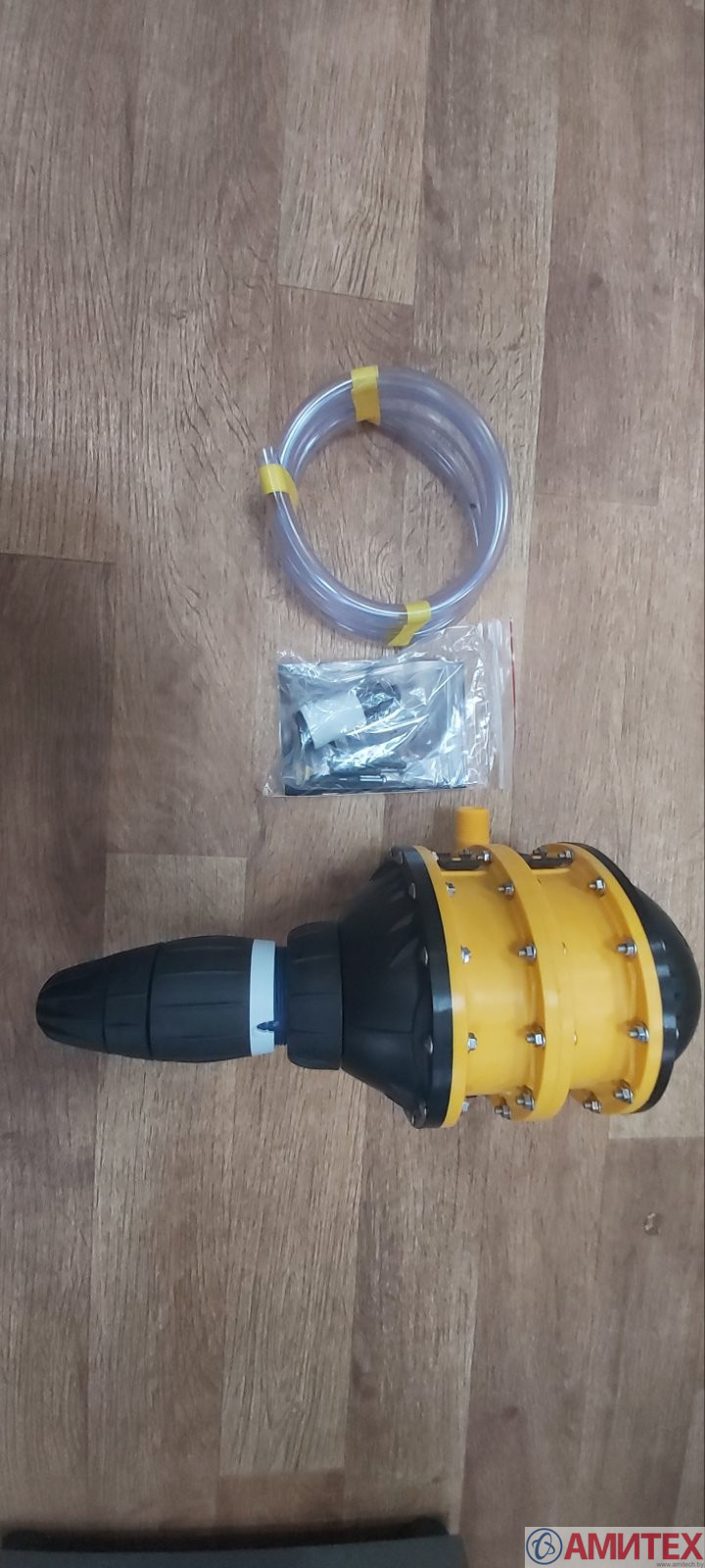 Дозировочный мембранный насос DOSATAK