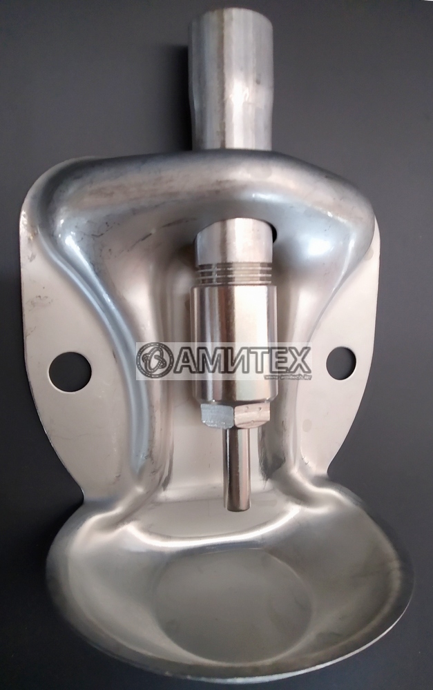 Чашечная поилка для подсосных поросят 135*80*165mm