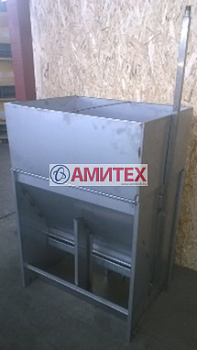 Кормовой аппарат из нерж. стали  ящичного типа двухсторонний для откорма на 5*2=10 кормомест 1500*800*1000мм с увлажнением в кормушке